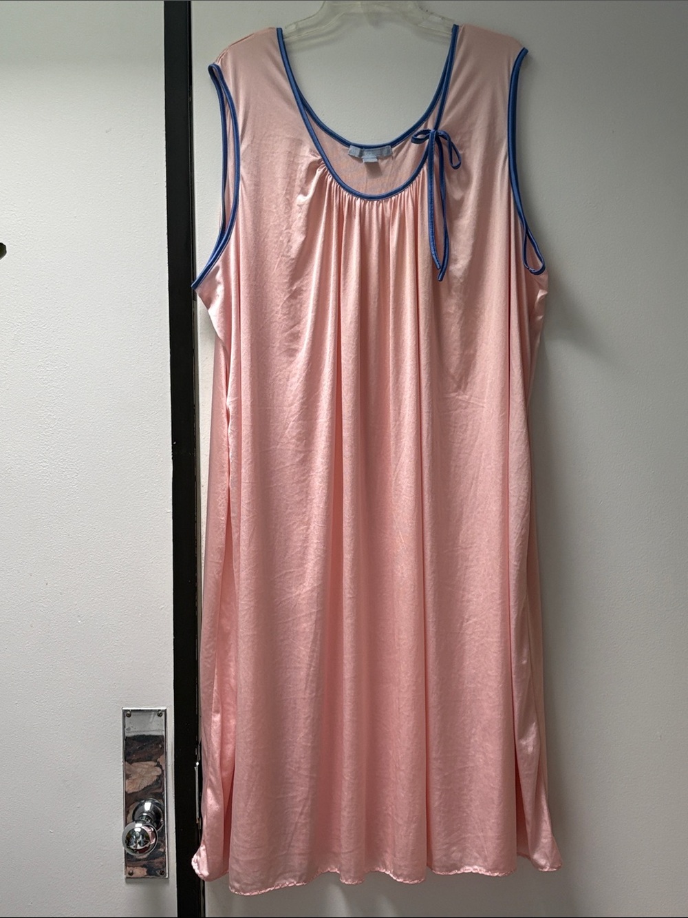 Vintage Only Necessities Pale Pink Sleeveless Nylon Silky Nightgown Women's 3X !